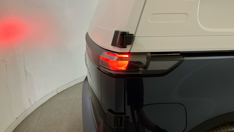 Volkswagen Id.Buzz Cargo 210kW Commerce Plus 79kWh Auto